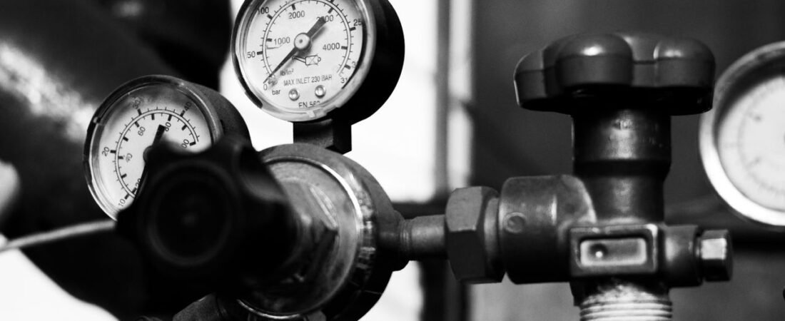 What is the Conversion Factor from Bar to PSI 